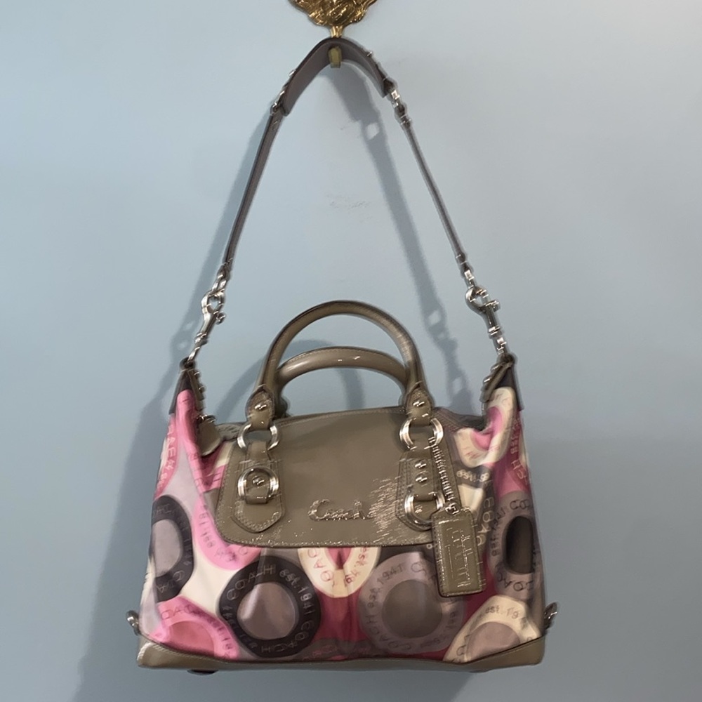 COACH ASHLEY MULTICOLOR SNAPHEAD HANDBAG / SHOULDER BAG WITH COA COLLECTIBLE